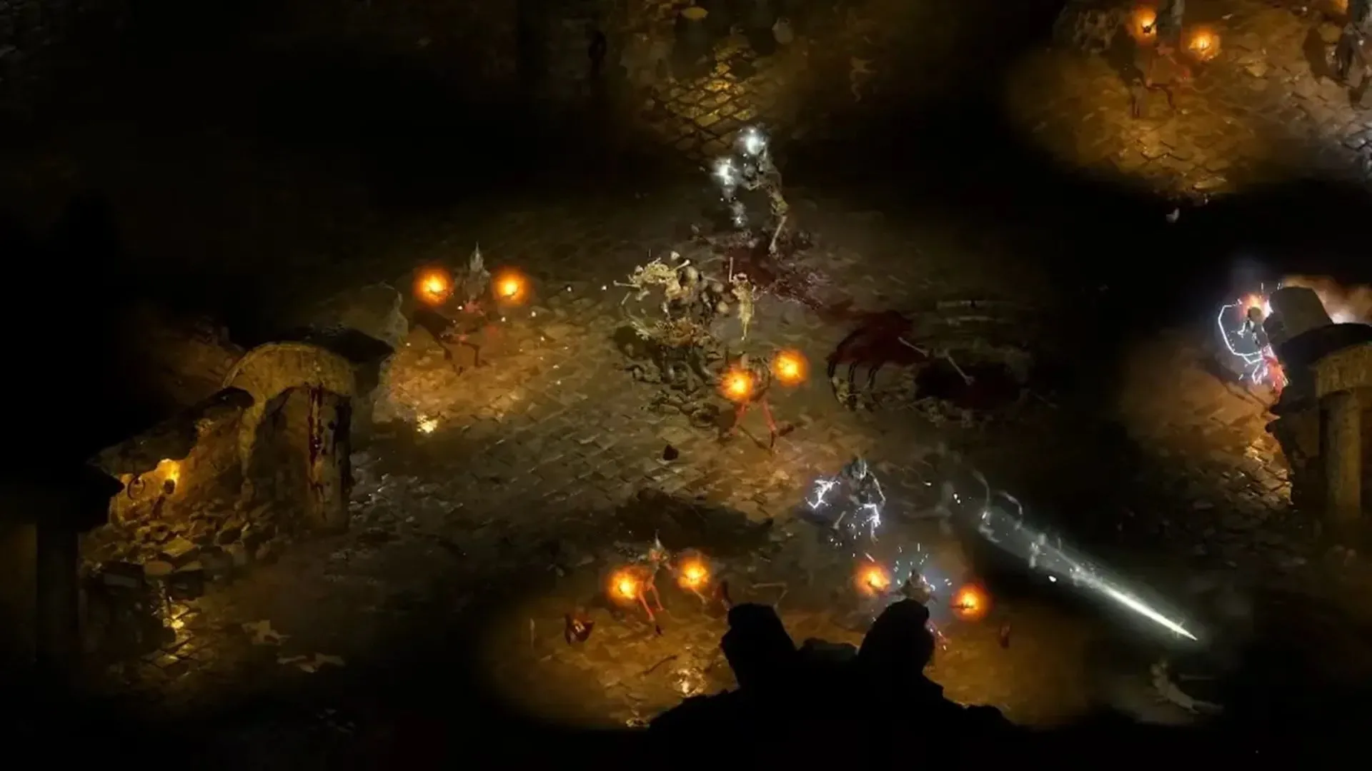 Cảnh chiến đấu kịch tính trong hầm ngục Diablo 2: Resurrected, nay ổn định hơn trên Nintendo Switch 2 với hiệu ứng phức tạp.