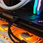 Card đồ họa MSI GeForce RTX 4070 Ti Super Ventus 3X được lắp đặt trong máy tính cá nhân, minh họa kích thước lớn của GPU 3 khe cắm.
