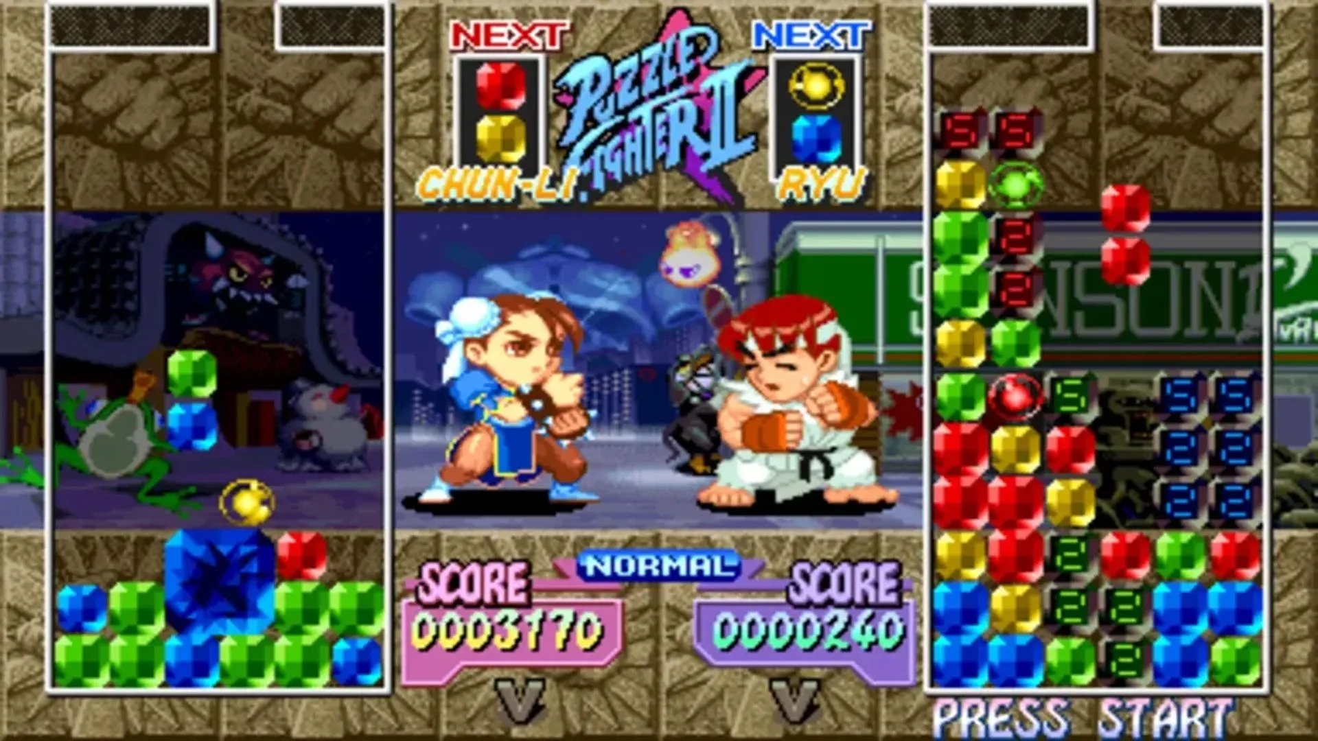 Chun-Li và Ryu trong Super Puzzle Fighter II Turbo với bảng xếp hình đang diễn ra sôi nổi