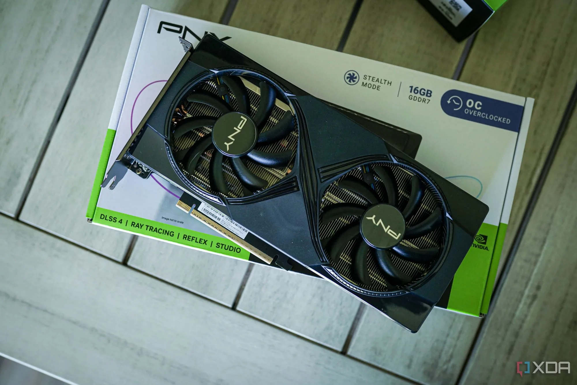 firmware NVIDIA RTX 5060 khắc phục lỗi màn hình đen trên bo mạch chủ cũ