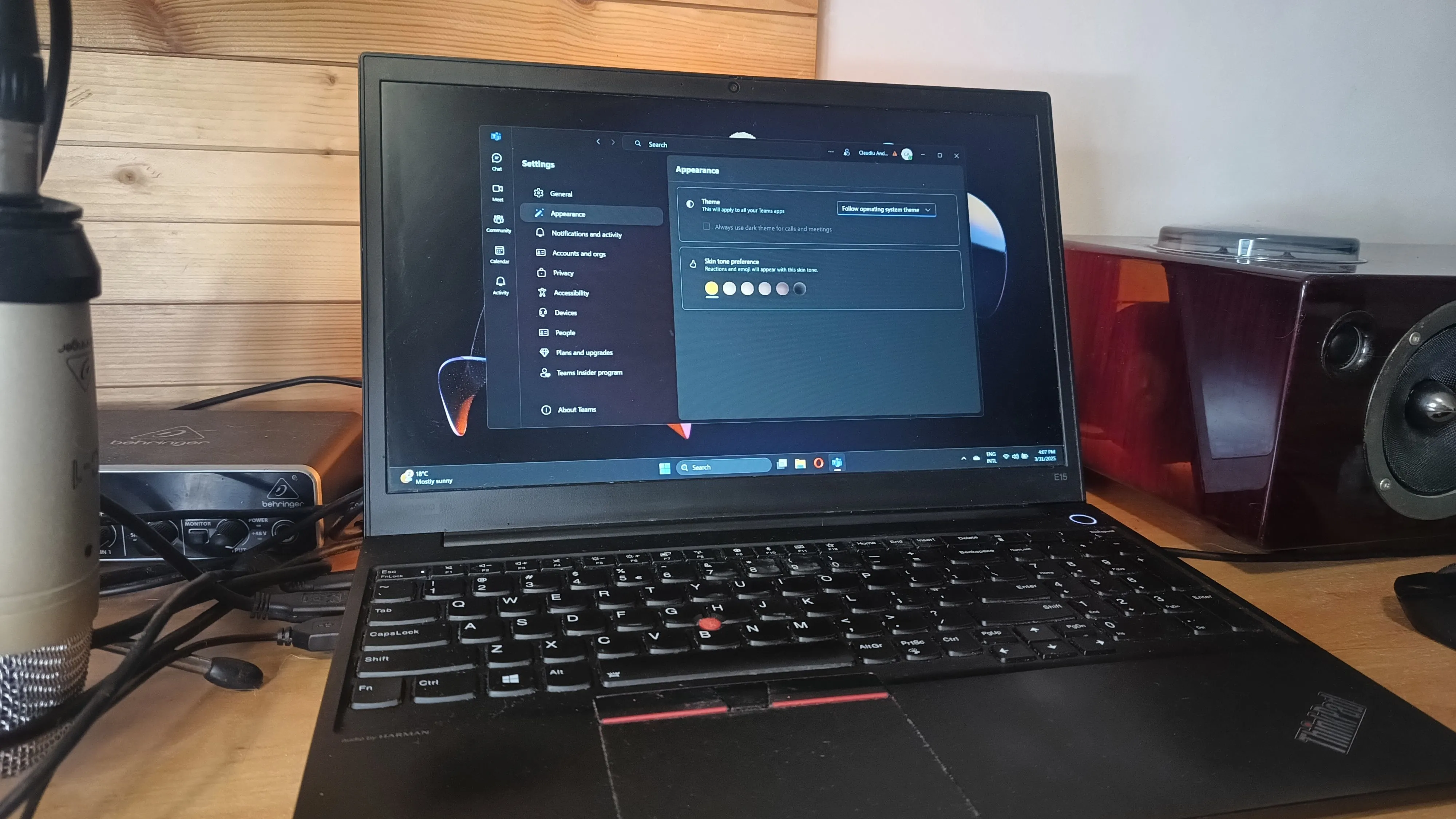 Giao diện cài đặt Microsoft Teams trên Windows 11, liên quan đến việc Classic Teams ngừng mở tệp.