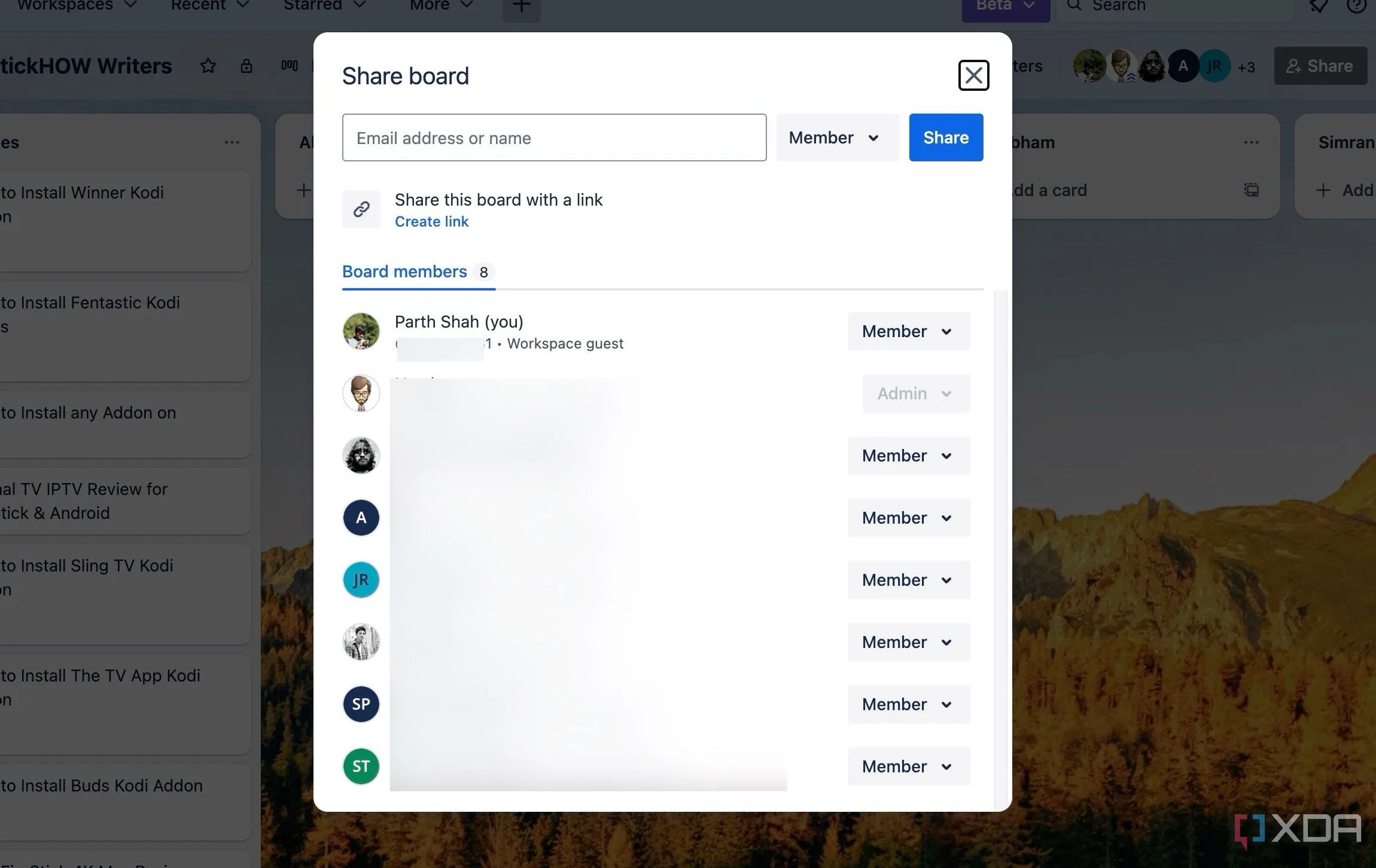 Giao diện Trello hiển thị tính năng cộng tác theo thời gian thực cho làm việc nhóm hiệu quả