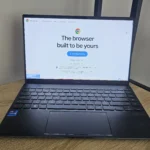 Giao diện website Google Chrome hiển thị trên màn hình máy tính xách tay, thể hiện sự phổ biến của trình duyệt web này trong bối cảnh các công ty công nghệ lớn như Yahoo đang nhắm tới việc thâu tóm.