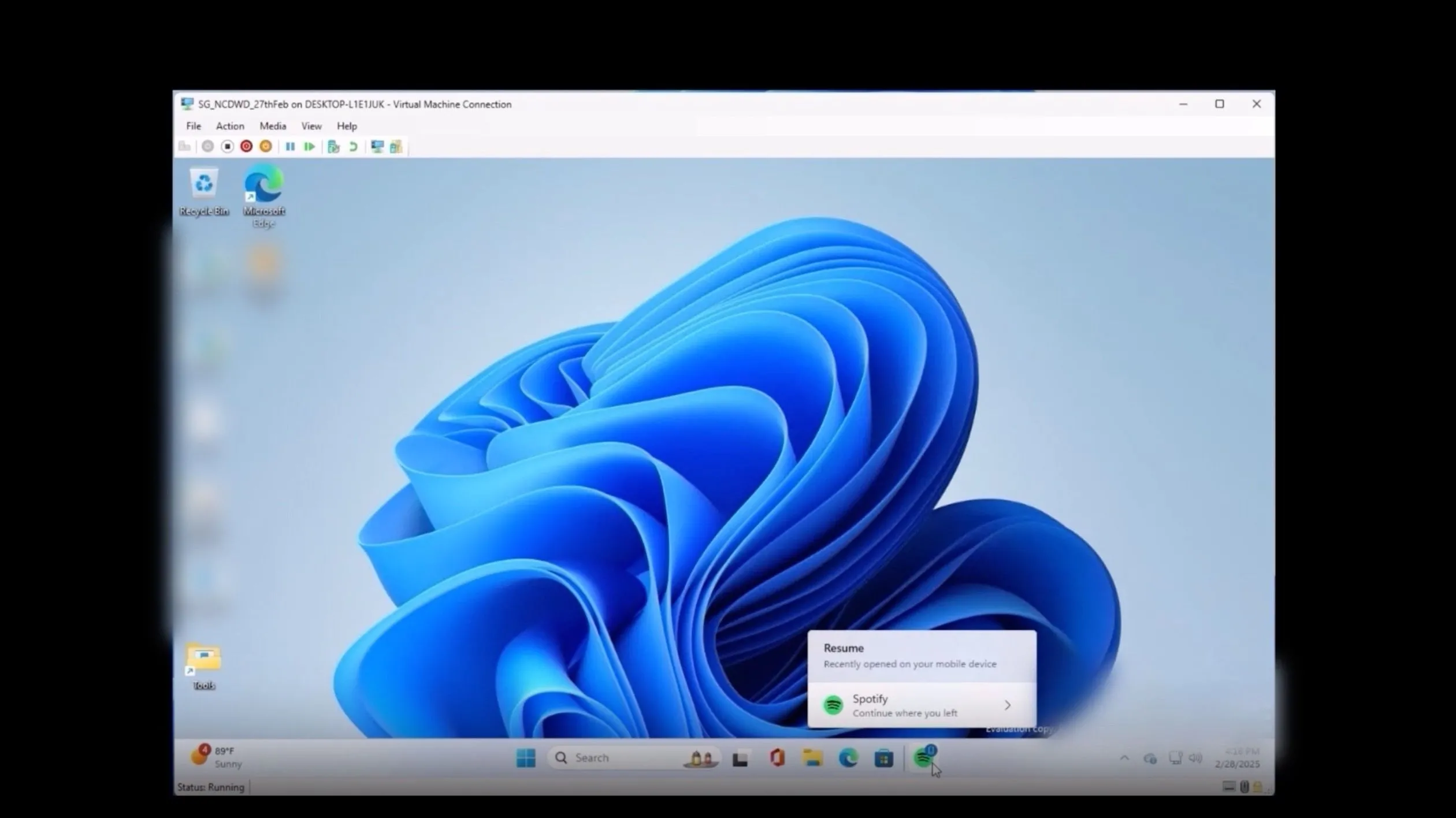 Giao diện Windows 11 hiển thị tính năng đồng bộ ứng dụng Spotify từ điện thoại lên PC