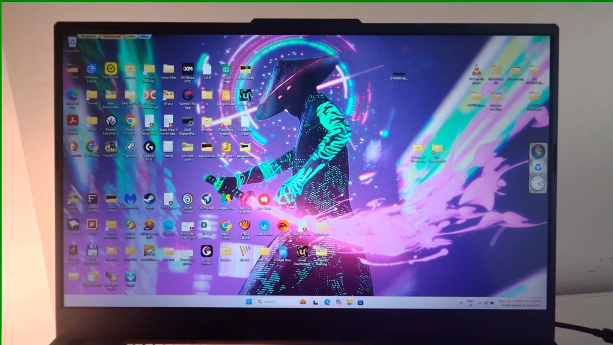 Hình ảnh minh họa ứng dụng Wallpaper Engine và tính năng hình nền động trên Windows 11
