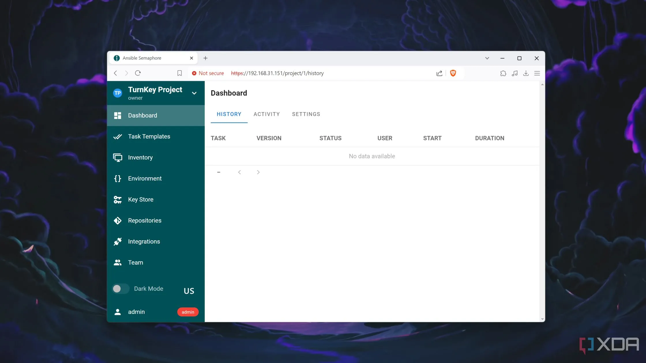 Màn hình giao diện điều khiển của một container Ansible đang chạy bên trong Proxmox VE, thể hiện khả năng tự động hóa hệ thống