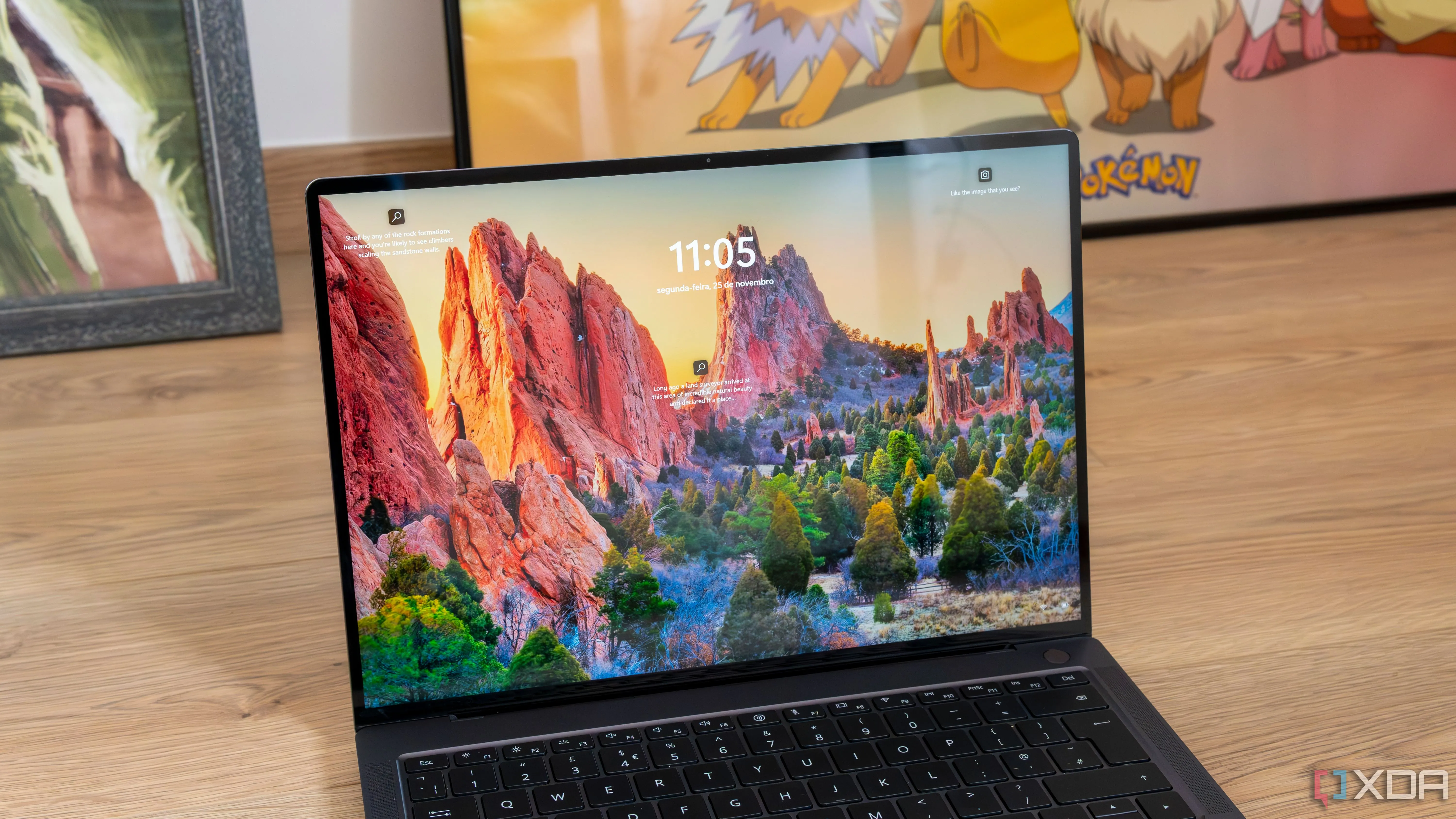 Màn hình khóa của hệ điều hành Windows 11 hiển thị trên một chiếc laptop, gợi nhắc về thời gian sử dụng thiết bị điện tử và nguy cơ mỏi mắt. (Ảnh minh họa)