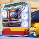Mẫu PC gaming chủ đề Toy Story của MSI với thiết kế độc đáo và các linh kiện tùy chỉnh theo nhân vật.