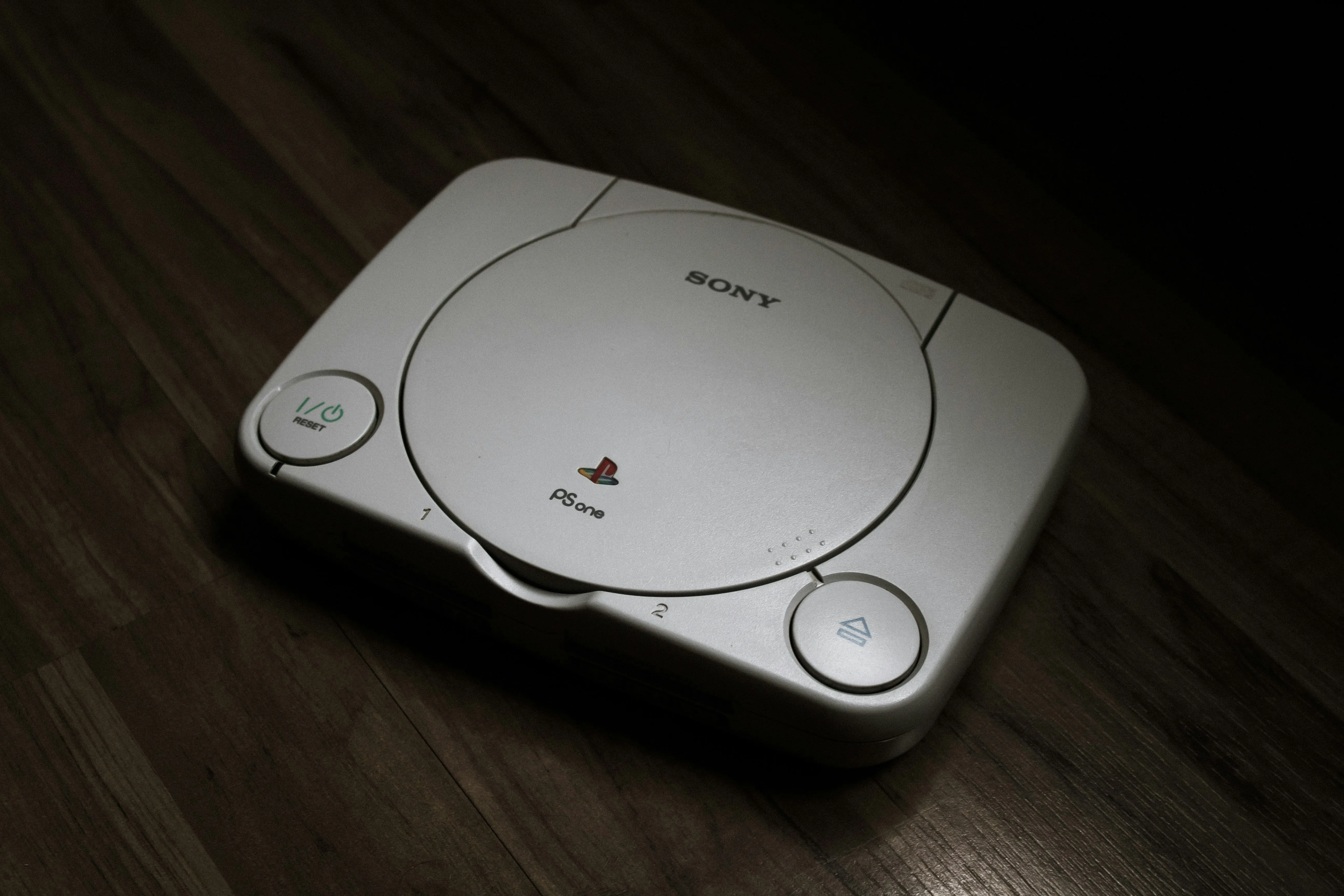 Máy chơi game PlayStation 1, khởi đầu cho xu hướng hội tụ giữa console và PC