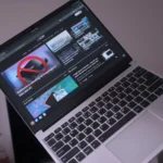 Máy tính xách tay Framework 13 (2024) chạy Linux AMD, minh họa vấn đề tương thích phần cứng