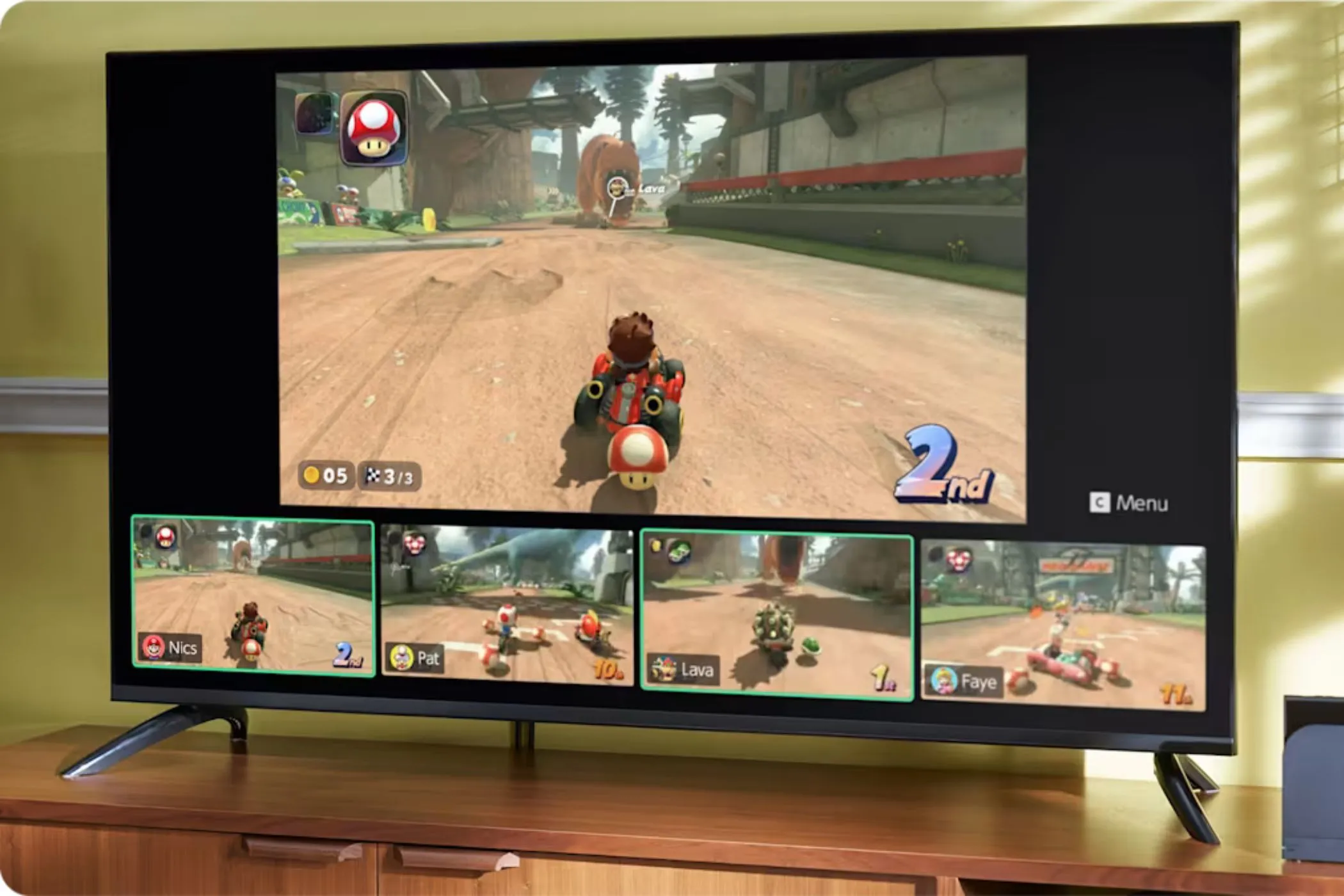 Người chơi chat video qua GameChat trên Nintendo Switch 2 khi chơi Mario Kart