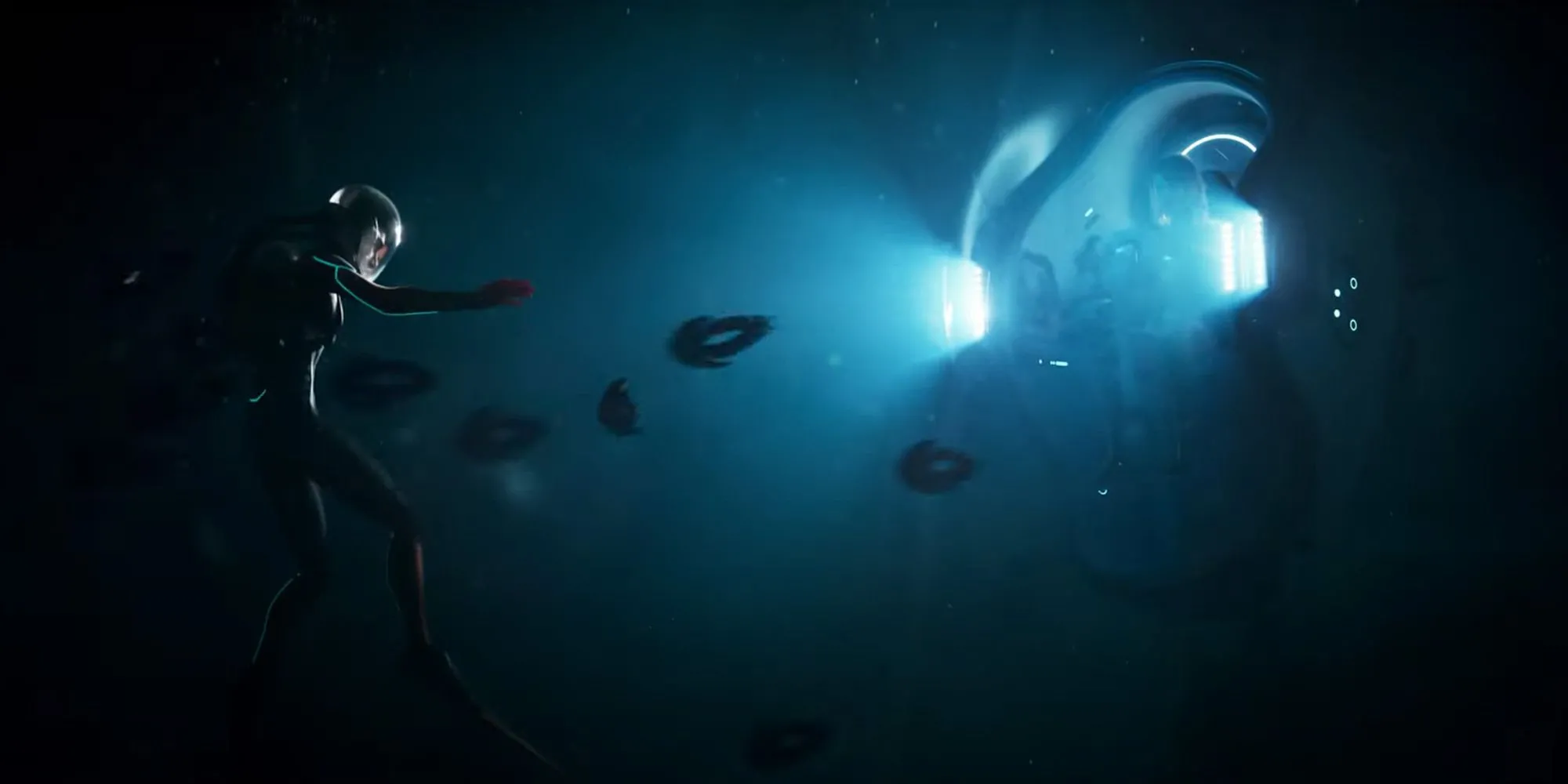 Tàu ngầm và nhân vật mới trong Subnautica 2