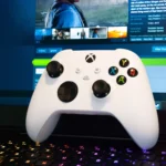 Tay cầm chơi game Xbox Wireless màu trắng