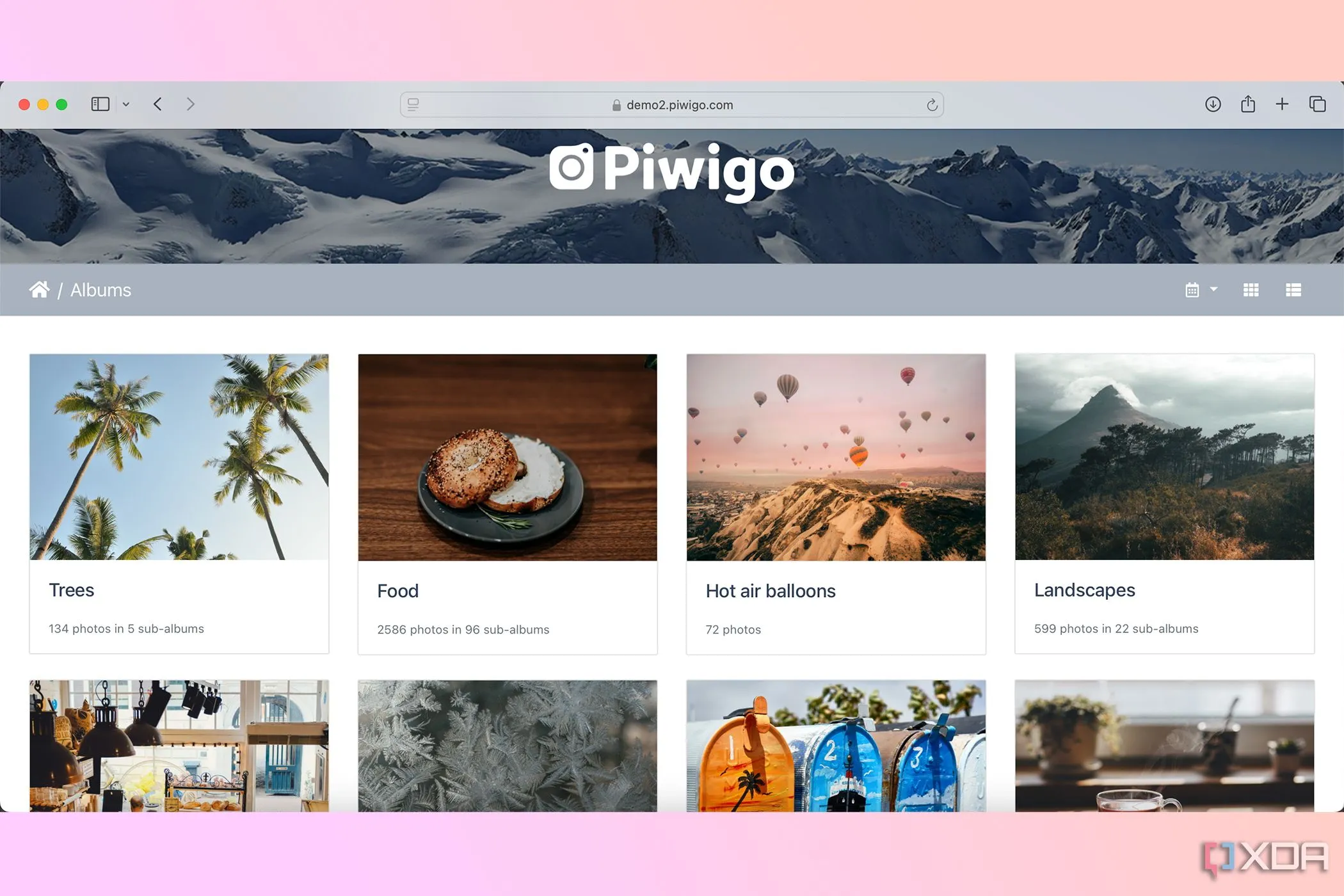 Thư viện ảnh Piwigo với giao diện thân thiện, được thiết kế cho việc quản lý số lượng lớn ảnh và tổ chức chuyên nghiệp, tích hợp tính năng sắp xếp và hiển thị album theo chủ đề.