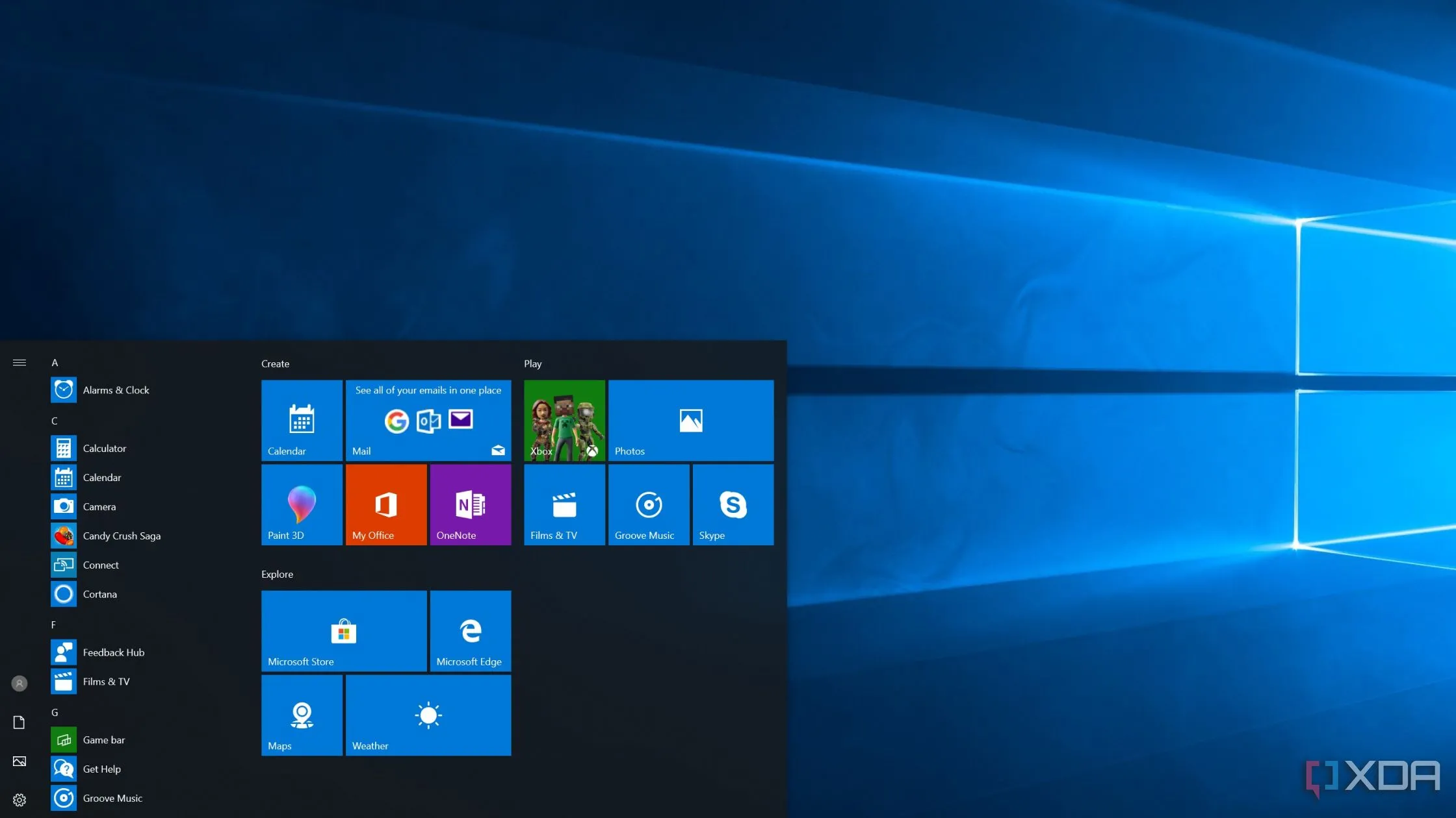 Ứng dụng Candy Crush Saga xuất hiện trên menu Start của Windows 10, minh họa tính năng quảng cáo tích hợp trong hệ điều hành.